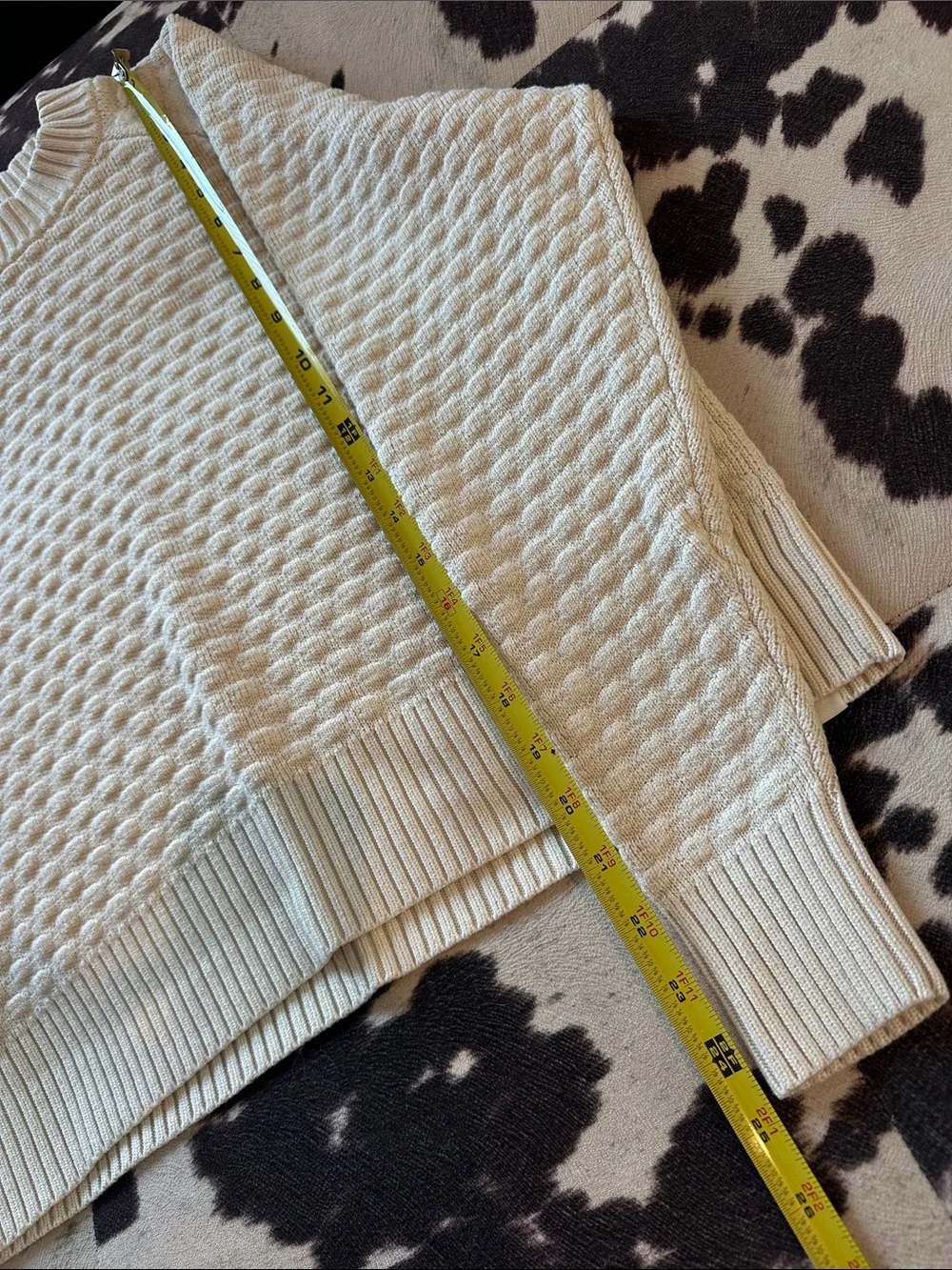 lululemon athletica Cashemere Blend Cream Textured Crewneck Sweater